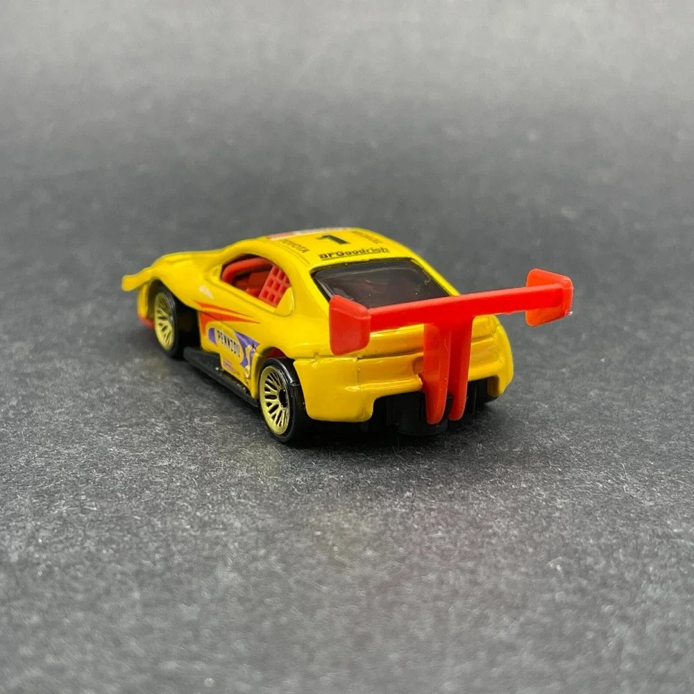 Hot Wheels Pennzoil #1 Toyota Pikes Peak‎ Celica Race Car Yellow Diecast 1/64